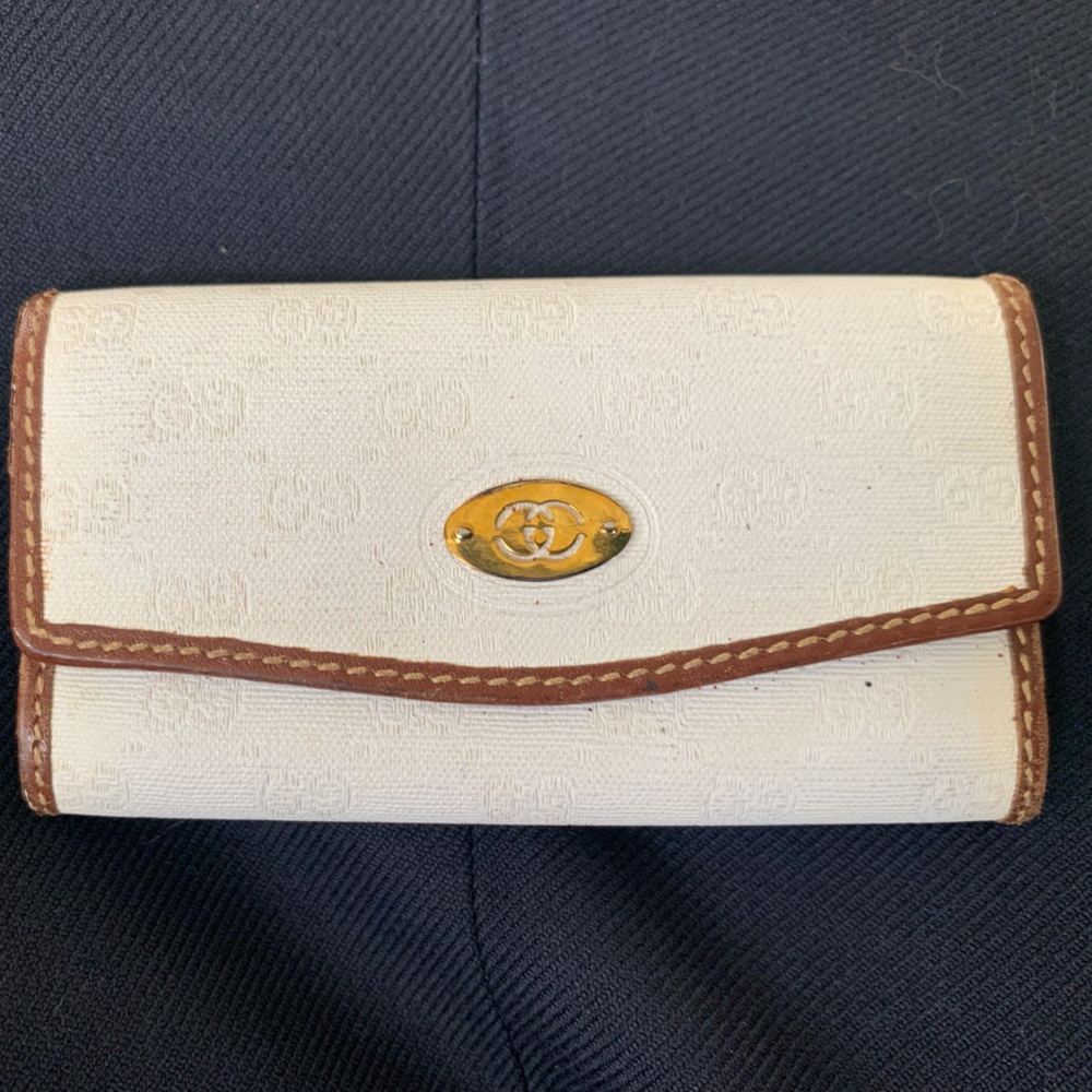 Gucci key holder